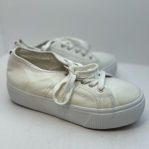 Steve Madden Elore Womens White Low Top Lace Up Sneaker Shoes Size 7.5 Used